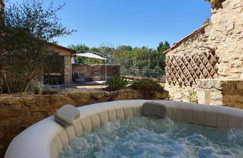 Saint-Bonnet-de-Rochefort House | Passage du 8