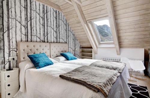 Baqueira Apartment | Passarell by Totiaran