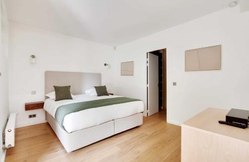 16th Arrondissement Apartment | Passy - Eiffel Tower - Amazing 2BR with garden