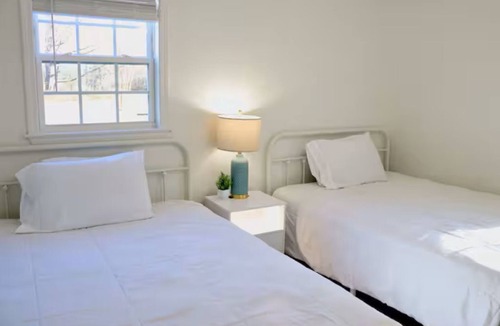 Smithfield House | Paste Unit I-95 Hospital -JCC- Park w/Splash Pad-Work Truck Parking- Long Stays