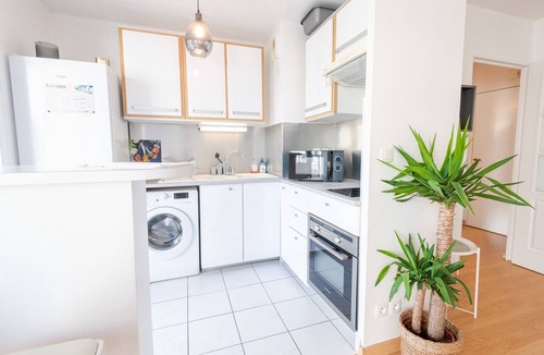 La Fuye-Velpeau Apartment | Pastel colors - Tours