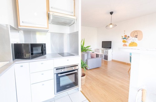 La Fuye-Velpeau Apartment | Pastel colors - Tours