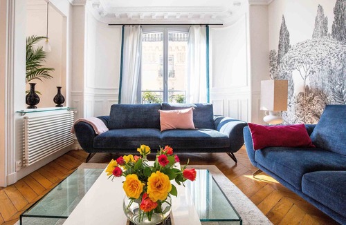 Saint-Lambert Apartment | Pastel Pinks in Paris, by Veeve