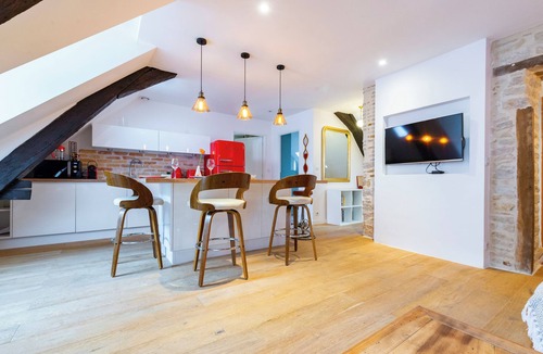 Old Town Apartment | Pasteur N°5