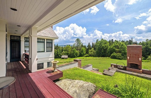 Mount Holly House | Pastoral 5-BR Estate Minutes to Okemo