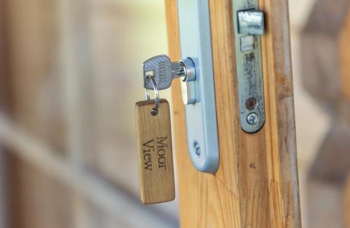 Okehampton Apartment | Pastures Green Cabin (Oak Tree Lane)