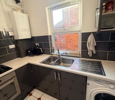 Northampton House | Pat Signature Stays