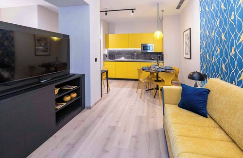 Nou Moles Apartment | Pathos by Mimood Aparthotels