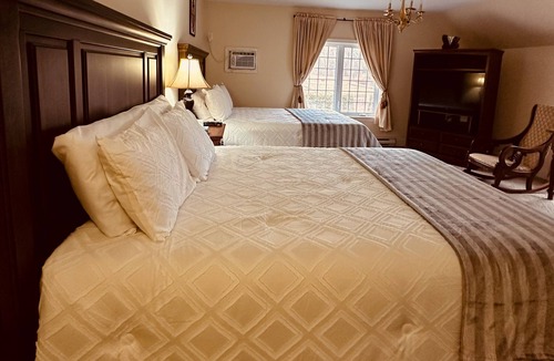 Perth-Andover Hotel | Pathsaala Inn & Restaurant