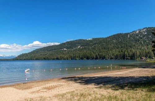 Truckee House | Pathway Paradise