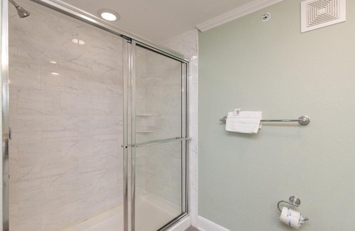 Corpus Christi House | Pathway to the Sea C203