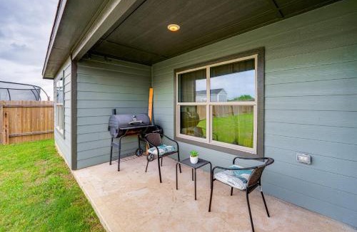 Venus House | Patio & Fenced Yard: Peaceful Venus Retreat