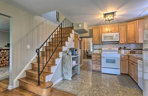 Hellertown Cottage | Patio & Fire Pit: Idyllic Cottage in Hellertown!