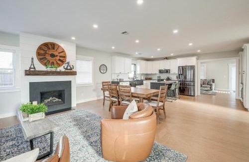 Hyannis House | Patio & Fire Pit: Retreat 2 Mi to Cape Cod Beaches