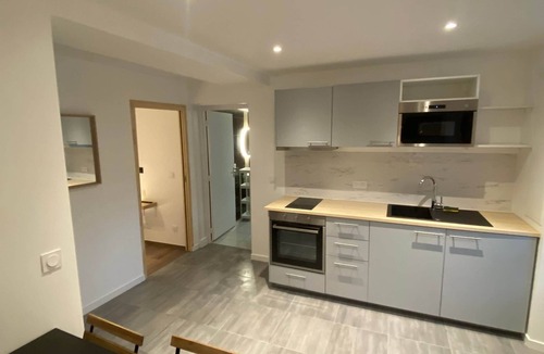 Saint-Martin-d'Uriage Apartment | Patio - Grand 2 Pièces Avec Terrasse