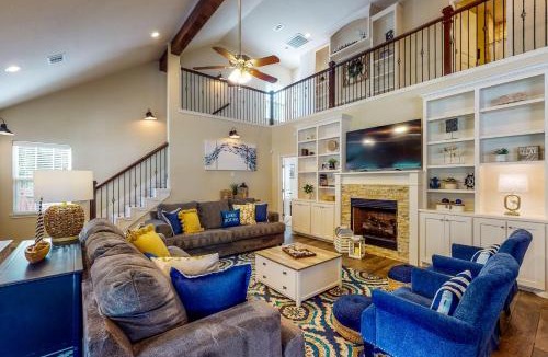 Cape Royale House | Patio Oasis w/Hot Tub! Lake Livingston Estate