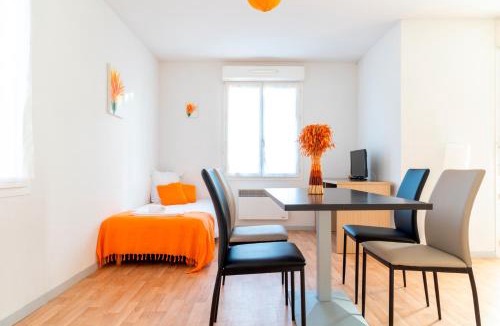 Argenton l'Eglise Apartment | Patio Parc Résidence