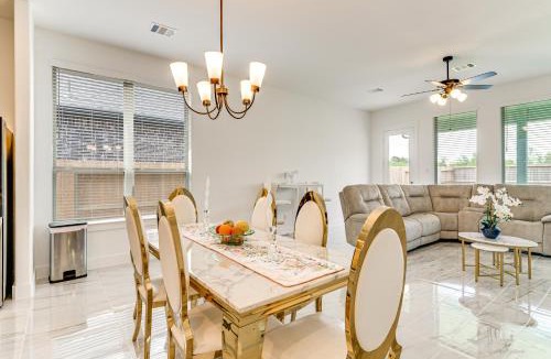 Tomball House | Patio & Pool Access: Family Home in Tomball