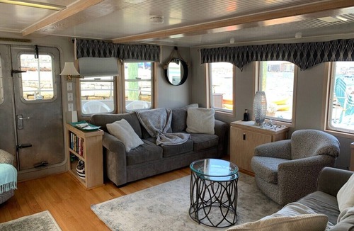 Boston Boat Rental | Patriot: Three Story Vessel