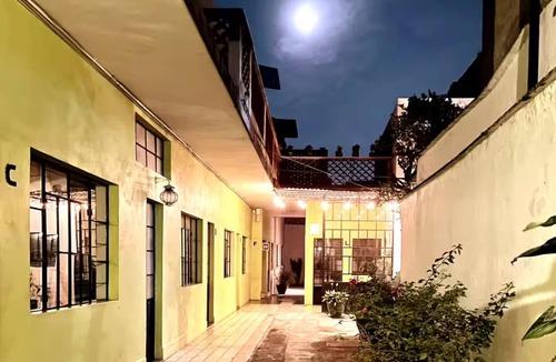 Historic Centre Apartment | patron's house