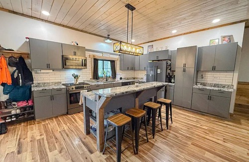 Surry House | Patten Bay Retreat