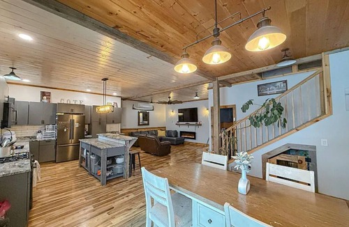 Surry House | Patten Bay Retreat