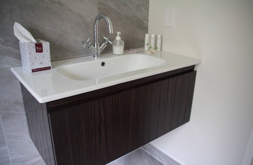 Pitone Bed & Breakfast | Patuha Rainforest Retreat