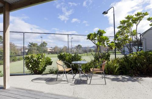 Pauanui Hotel | Pauanui Pines Motor Lodge