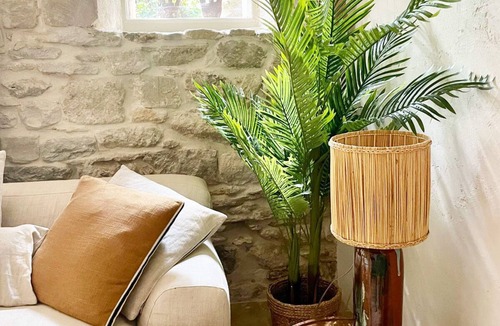 Labaume House | Paulownia Suite - Mas d'Oléandre