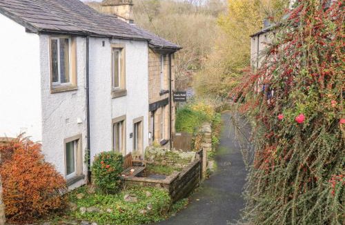 Ingleton House | Pauls Fold Holiday Cottage
