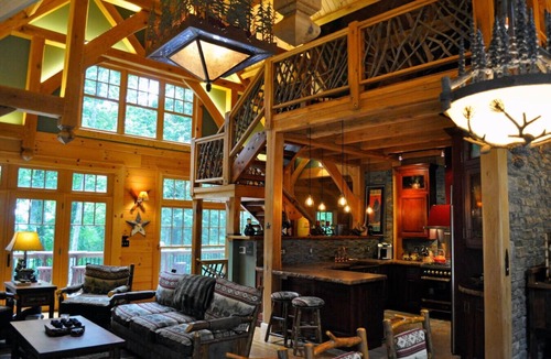 Greentown House | Paupack Lodge Near Lake Wallenpaupack and Hawley