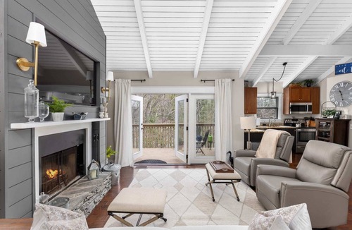 Big Canoe Cabin | Pause & Relax: Couples Mountain Getaway