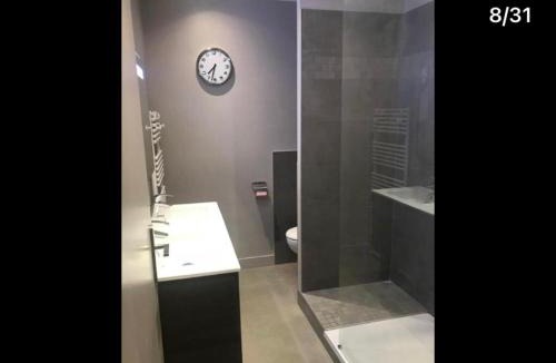 Bagneux House | Pavillon 1 à 4 personnes suite familiale et une chambre séparée