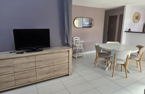 Vendres House | Pavillon 3 chambres dans résidence avec piscine