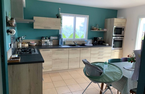 Montebourg House | Pavillon Avec Terrain