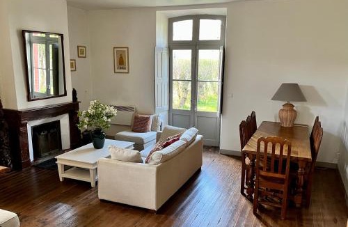 Montlaur House | Pavillon de Villefrancou