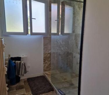 Brains-sur-Gee House | pavillon en pleine nature
