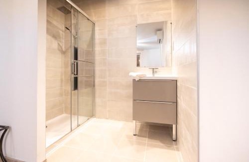 Thiers House | Pavillon Fani