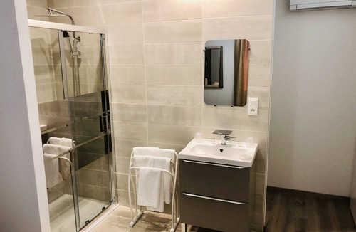 Thiers House | Pavillon Fani