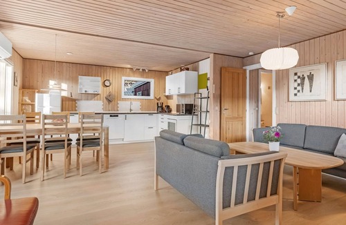 Bjert House | "Pavo" - 200m from the sea by Interhome
