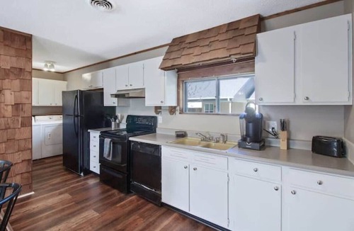 Chattanooga Apartment | Pawnee Duplex in Chattanooga, Unit 1