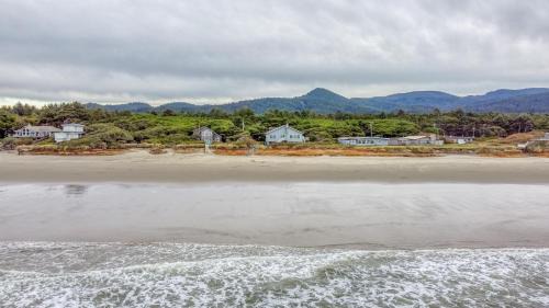 Yachats House | Payn House