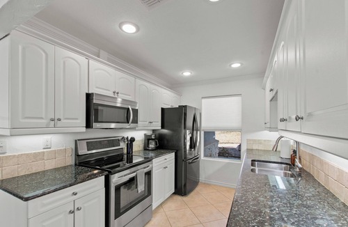 Enchanted Oaks House | Payne Springs Paradise with Hot tub and Pool