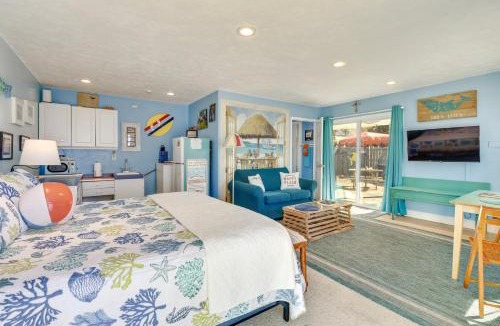 Bel Air Apartment | PCB Studio w/Private Patio: Steps to Beach!