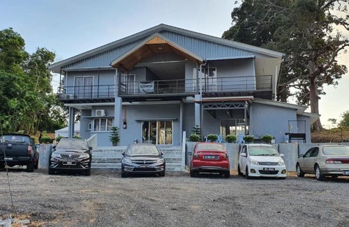 Si Rusa House | PD GUESTHOUSE