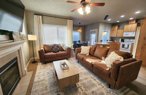 Wilkes East House | PDX - Gresham Home with King Bed, Dedicated Office, & Garage