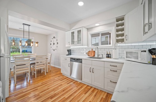 Parkrose Heights House | PDX Stay w/BBQ, Firepit & Pool Table