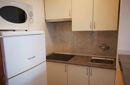 Peniscola Apartment | PEÑISMAR VACATION HOUSE - 100 METERS FROM THE BEACH - SPORTS COMPLEX AND SWIMMING POOL