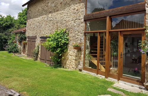 Saint-Yrieix-la-Perche House | Peace and Tranquility