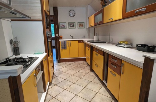 Attignat-Oncin House | Peace and quiet in the countryside facing the mountains, 5 minutes from Lac d'Aiguebelette